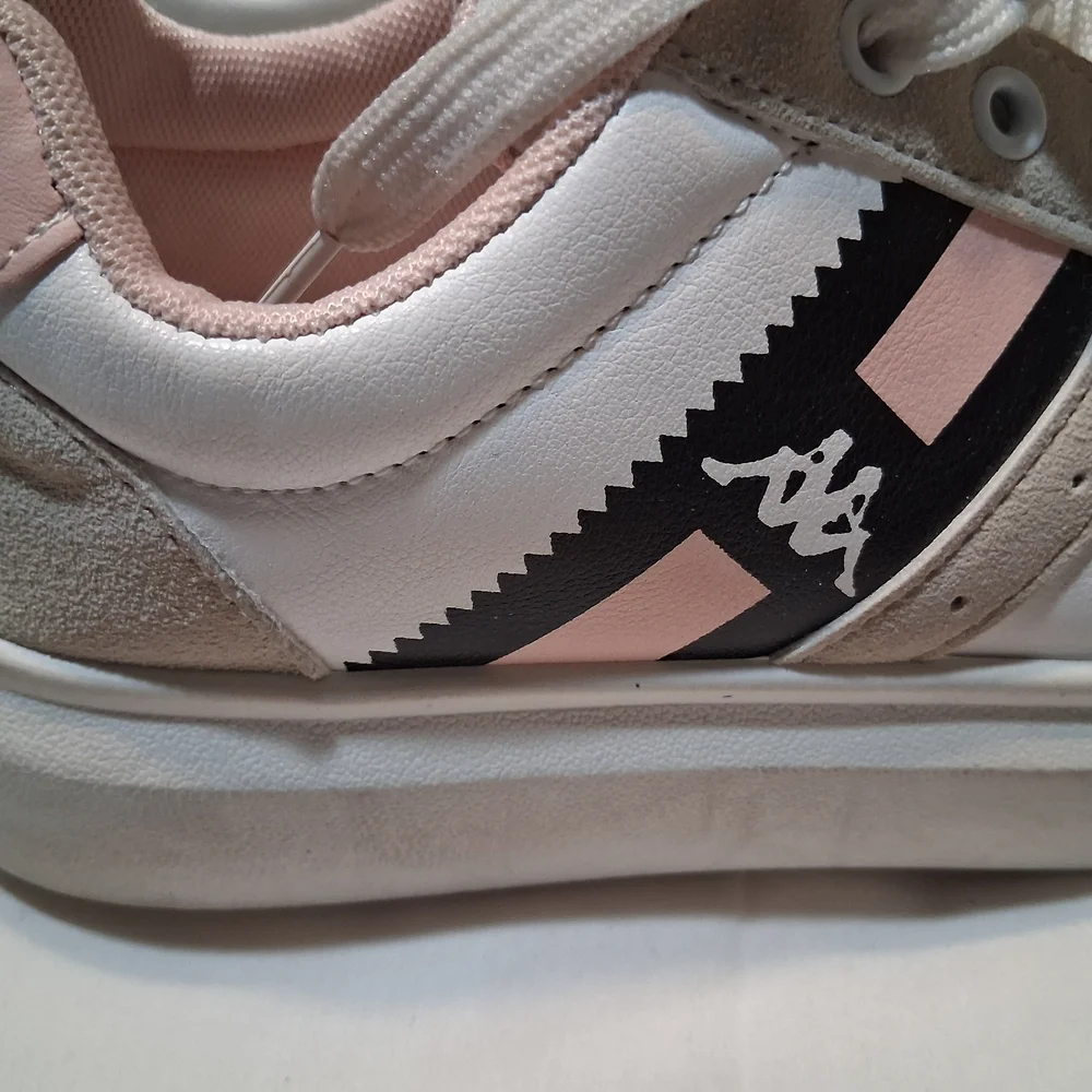 Kappa Sneakers 222 Banda Barnel White & Pink Size EU 41 Summer Casual Chic Retro